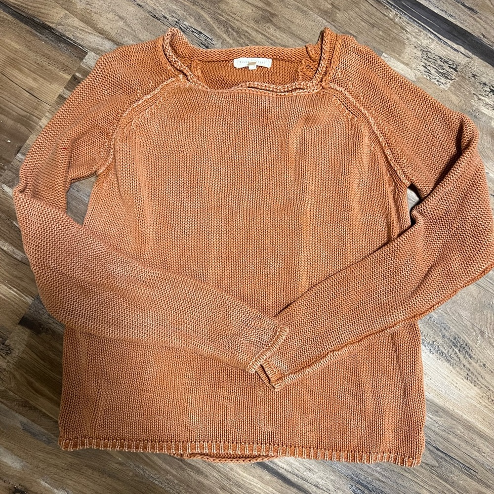 Super cute comfy cut out sweater